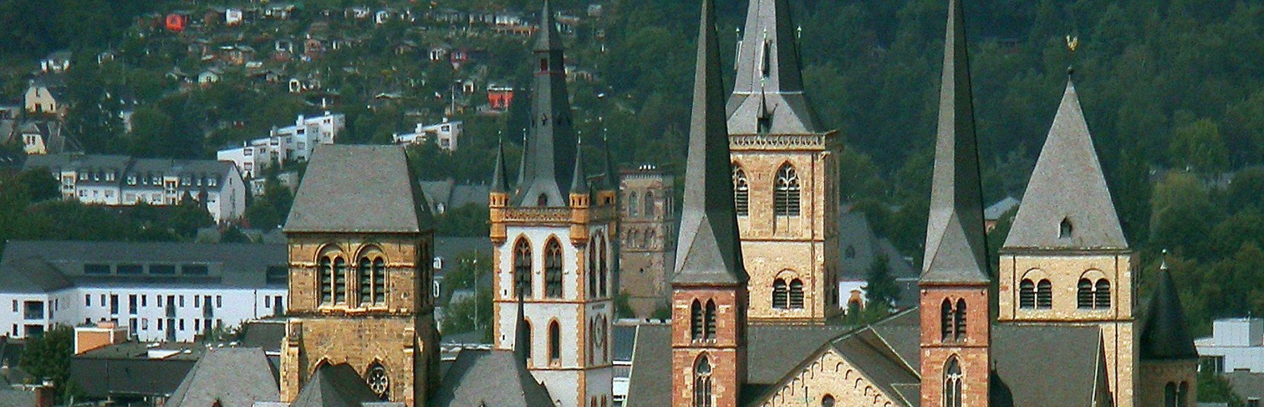 Blick über die Trierer Kirchen