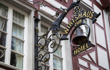 Willkommen im Romantik Hotel zur Glocke Willkommen Hotel Romantik Hotel zur Glocke Trier